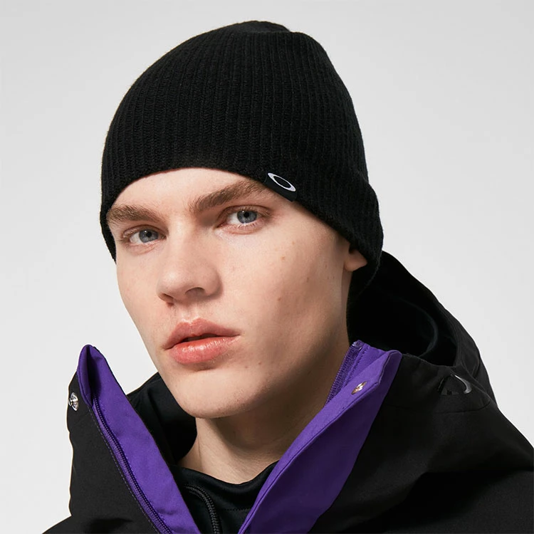Oakley Backbone Golf Beanie 6 Oakley Backbone Golf Beanie - Image 4